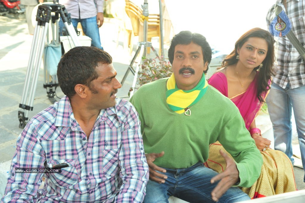 Poola Rangadu Movie Latest Stills - 8 / 79 photos