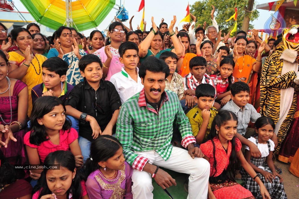 Poola Rangadu Movie Latest Stills - 63 / 79 photos