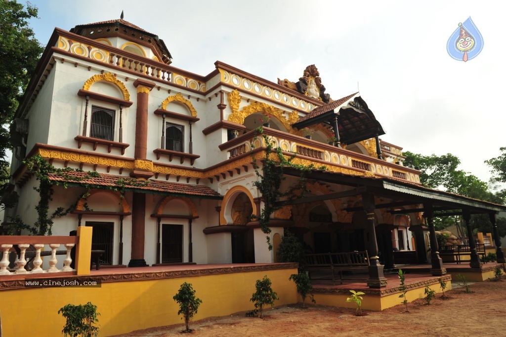 Poola Rangadu Movie Latest Stills - 64 / 79 photos