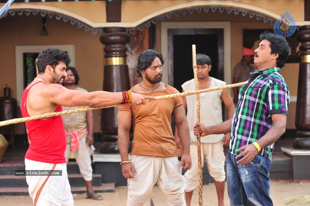 Poola Rangadu Movie Stills - 24 / 76 photos