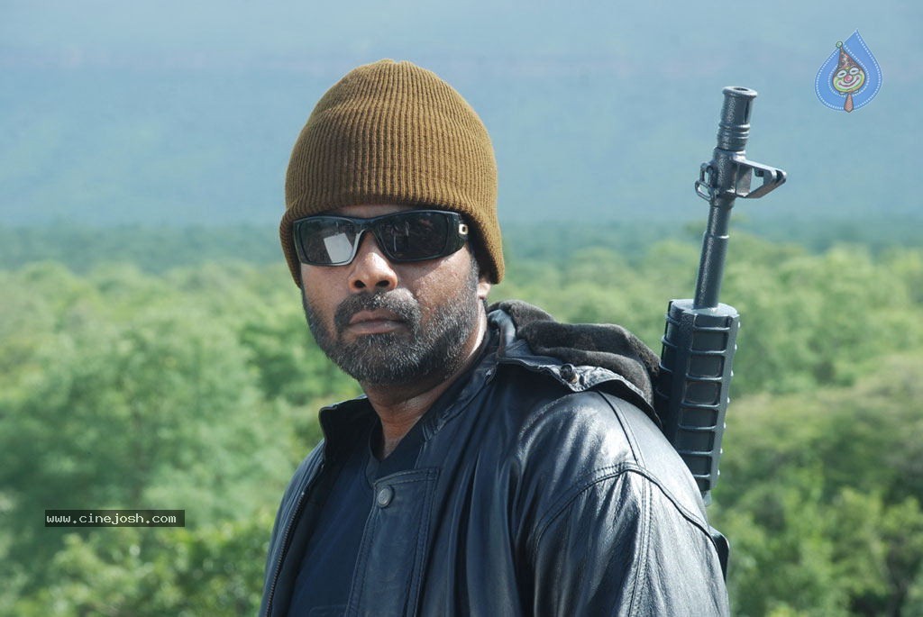 Pramugar Tamil Movie Hot Stills - 12 / 35 photos