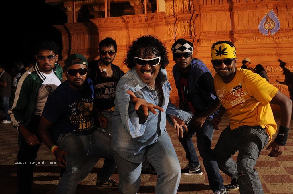 Pramugar Tamil Movie Hot Stills - 15 / 35 photos