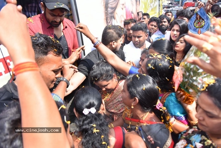 Prati Roju Pandaage Bus Tour Photos - 3 / 19 photos