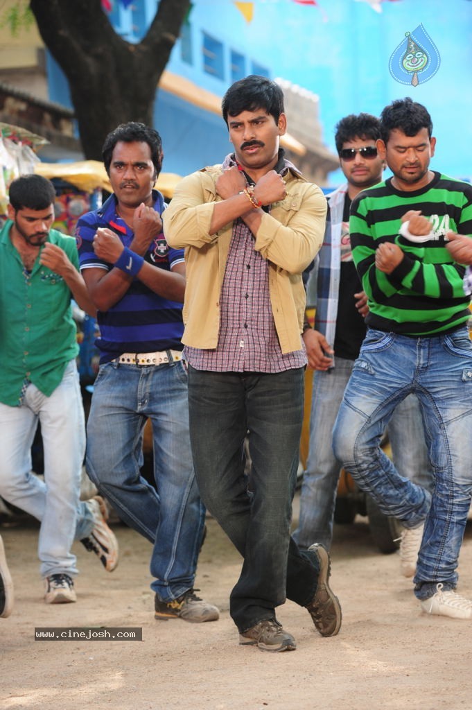 Premalo Padithe Movie Song Stills - 33 / 47 photos