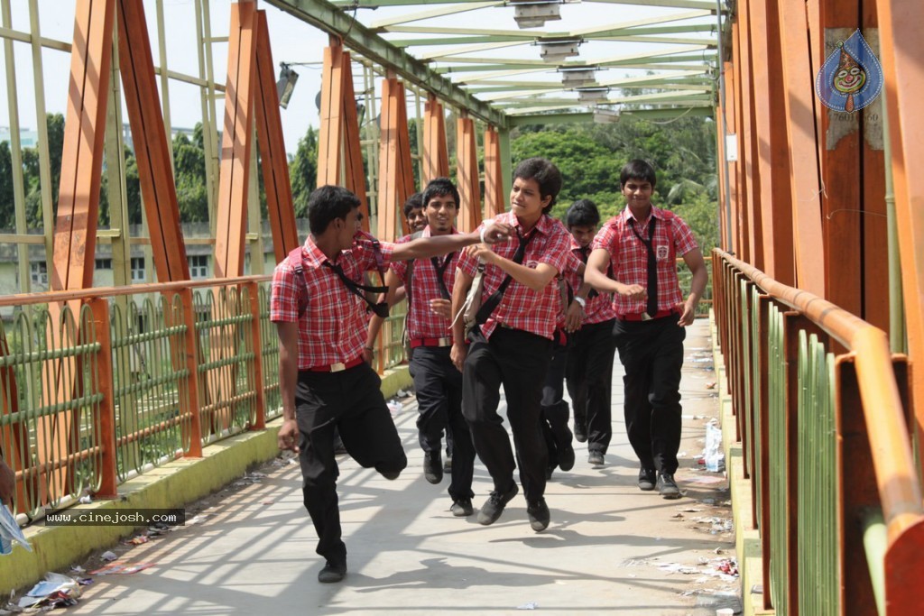 Premalo Padithe Movie Stills - 24 / 50 photos