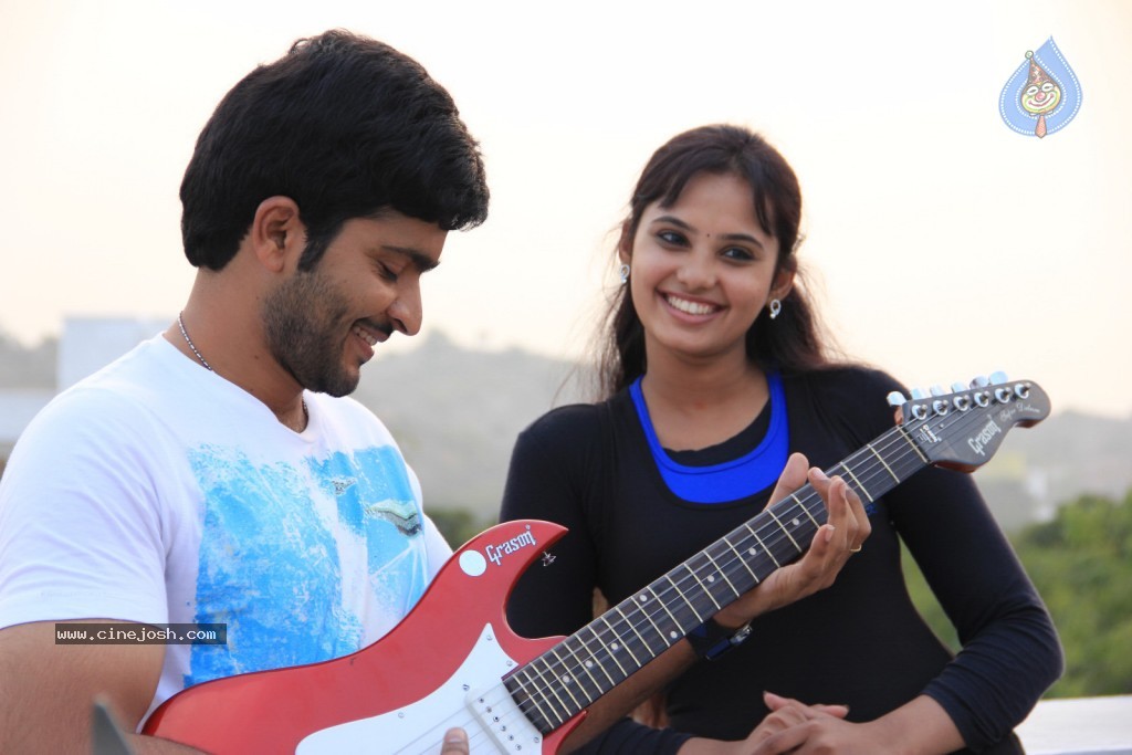 Premantene Chitram Movie Photos - 33 / 104 photos