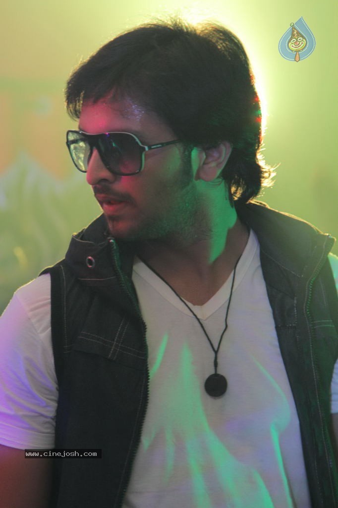 Premisthe Poye Kaalam Stills n Walls - 9 / 60 photos