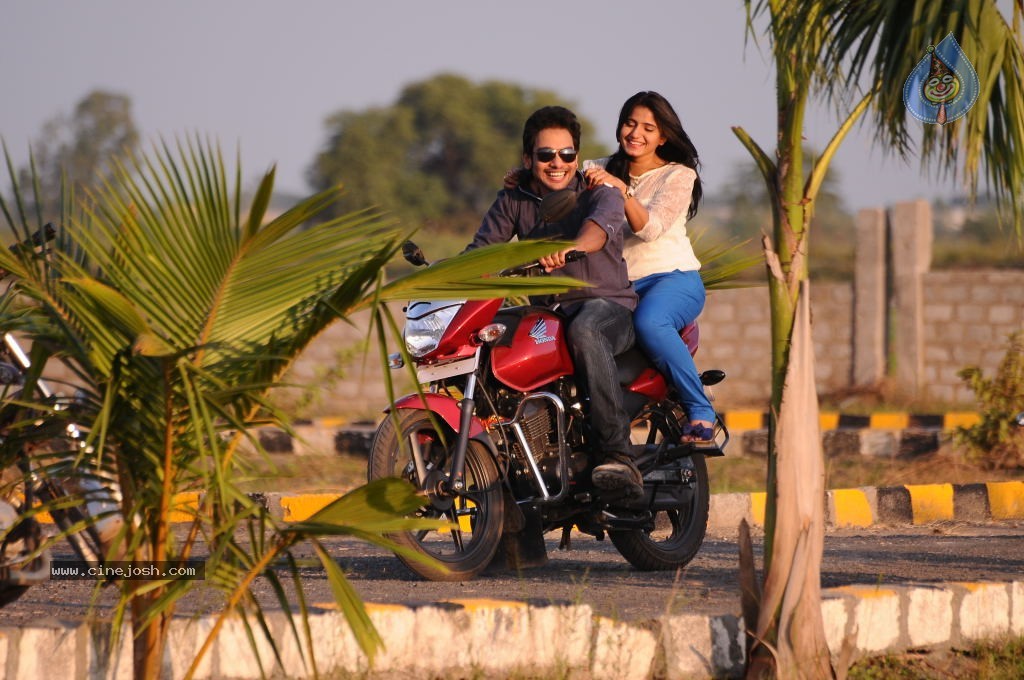 Present Love Movie Stills - 11 / 30 photos