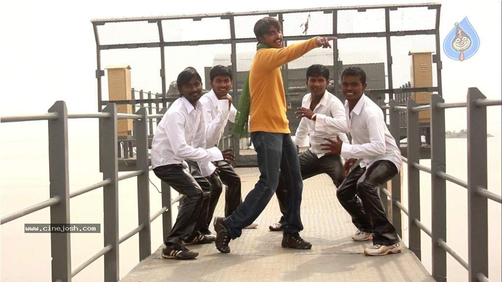 Priya Premalo Pream Stills and Walls - 42 / 69 photos