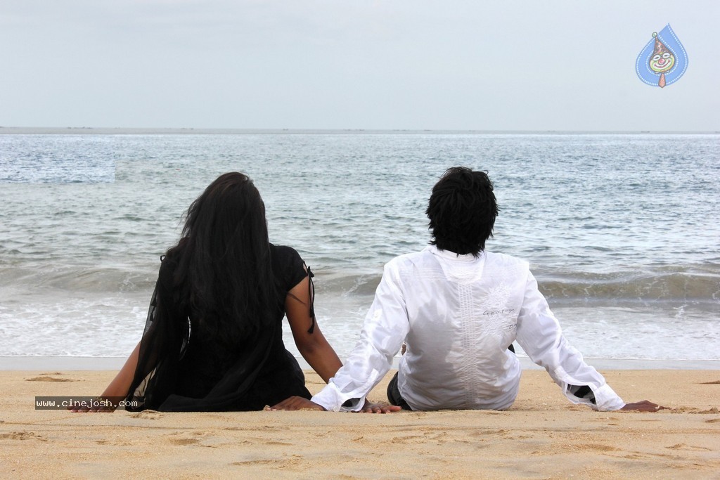 Priya Premalo Pream Stills n Walls - 32 / 90 photos