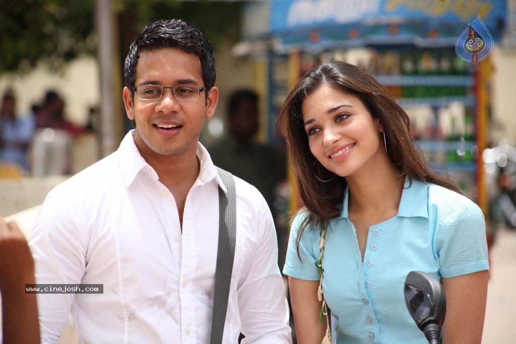 Priya Priyatama Movie Stills - 23 / 25 photos