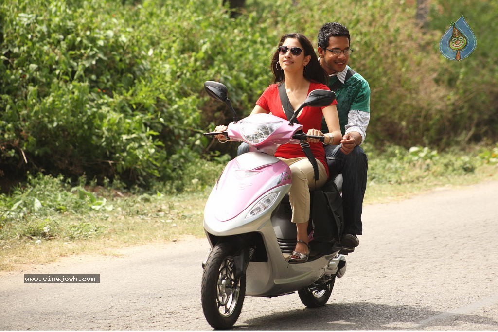 Priya Priyatama Movie Stills - 25 / 25 photos