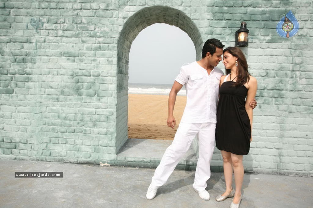 Priya Priyatama Movie Stills - 7 / 55 photos