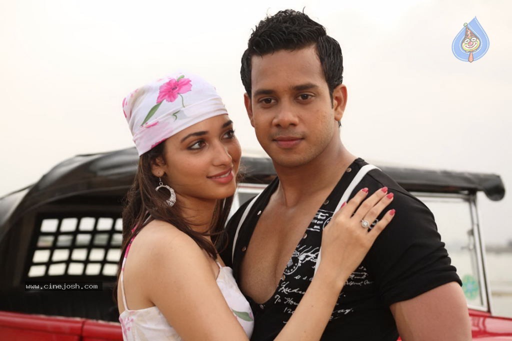 Priya Priyatama Movie Stills - 23 / 55 photos