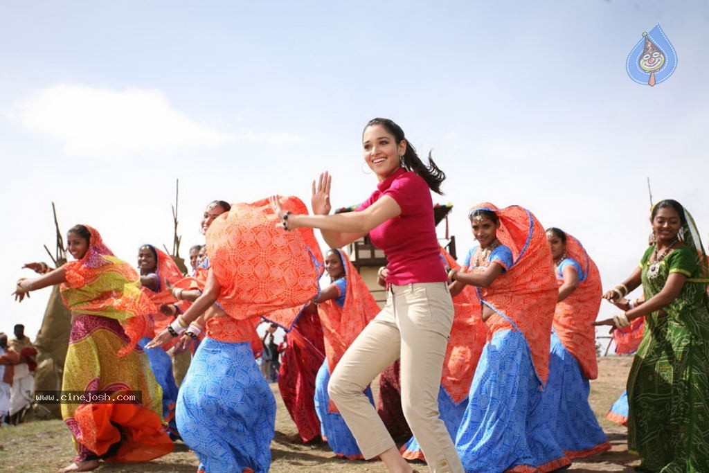 Priya Priyatama Movie Stills - 53 / 55 photos