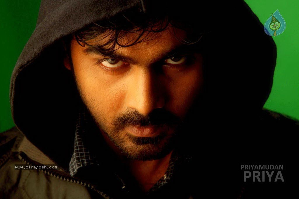 Priyamudan Priya Tamil Movie Stills - 36 / 111 photos