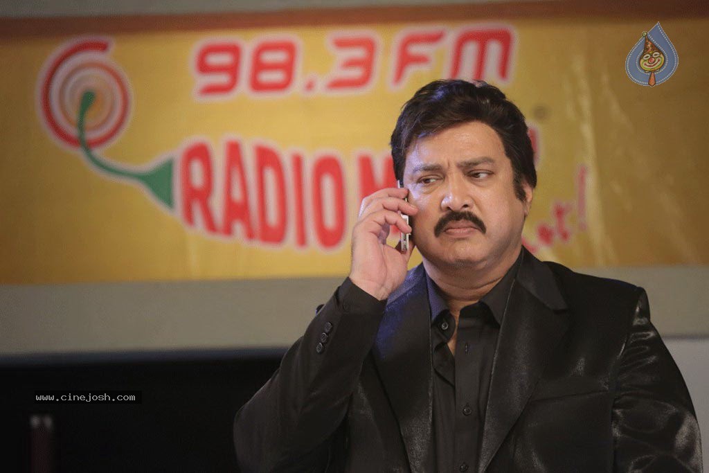 Priyamudan Priya Tamil Movie Stills - 56 / 111 photos