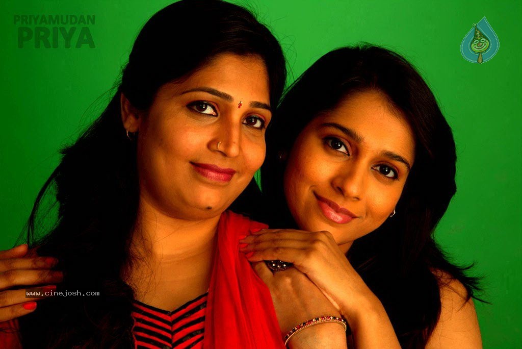 Priyamudan Priya Tamil Movie Stills - 65 / 111 photos