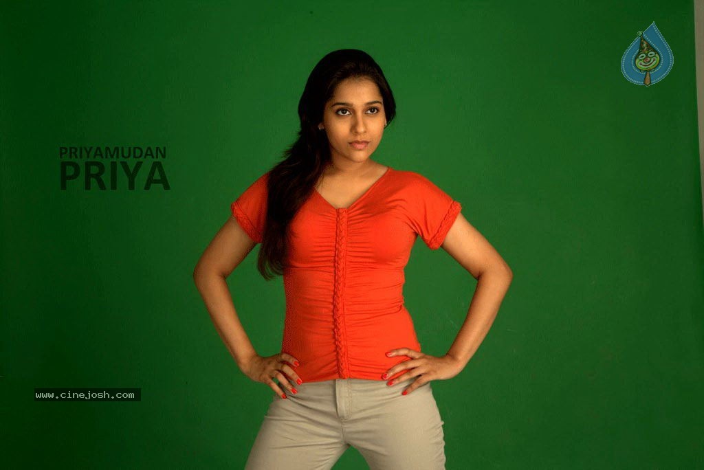 Priyamudan Priya Tamil Movie Stills - 72 / 111 photos
