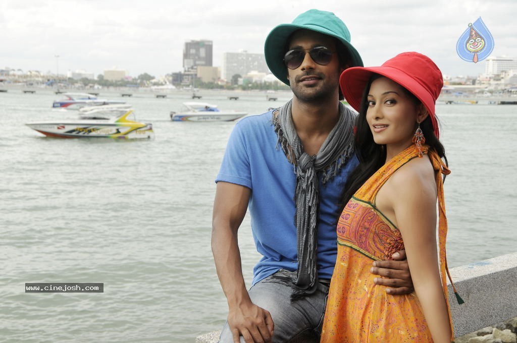 Priyudu Movie Latest Stills - 14 / 16 photos