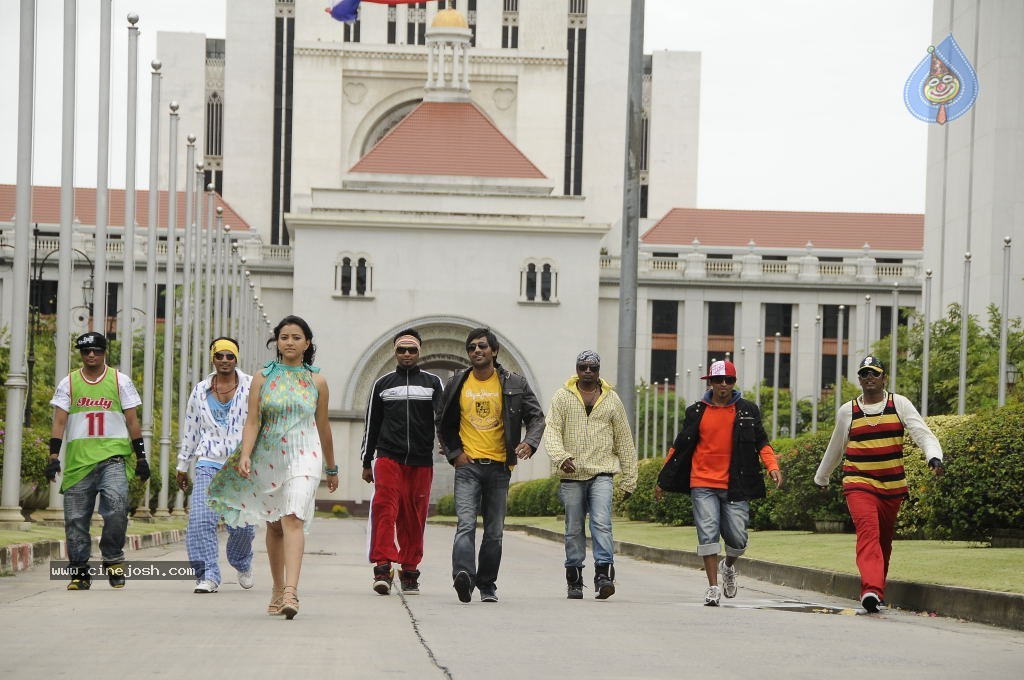 Priyudu Movie Latest Stills - 3 / 5 photos