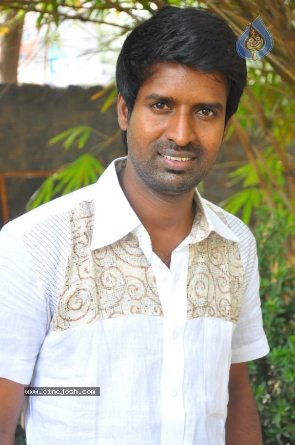 Pulivaal Tamil Movie Stills - 48 / 88 photos