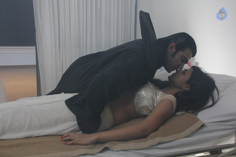 Punnami Ratri Movie New Photos - 18 / 24 photos