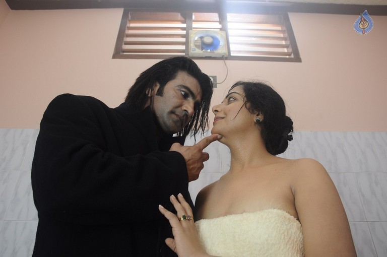 Punnami Ratri Movie New Photos - 19 / 24 photos