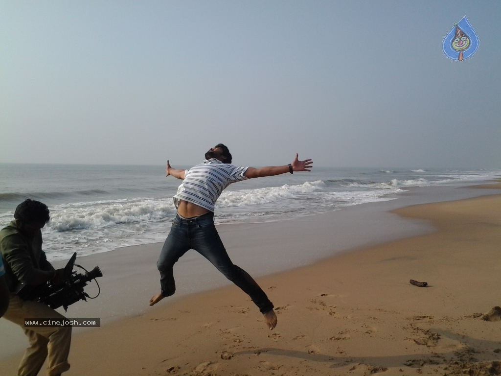 Pure Love Movie Stills - 66 / 141 photos