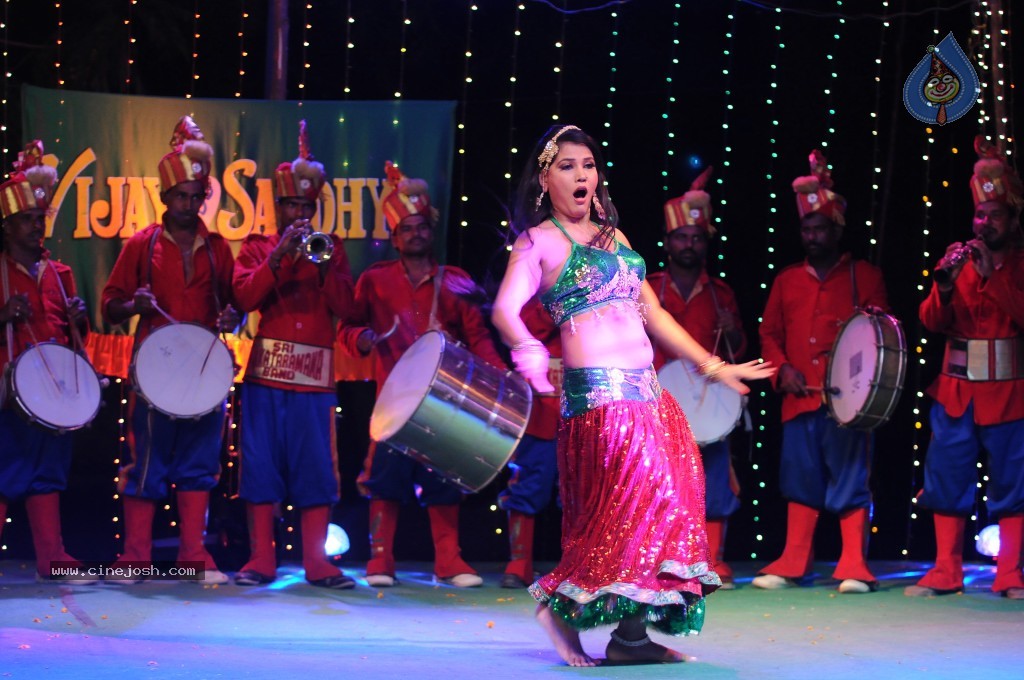 Pustakamlo Konnipageelu Missing New Stills - 17 / 66 photos