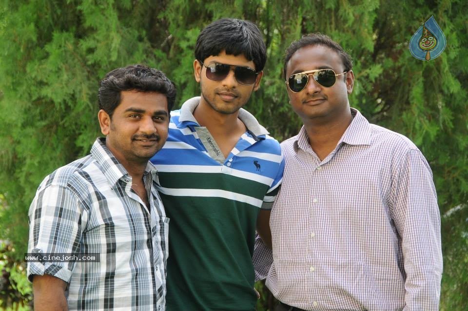 Putukku Jara Jara Dubukku Me Photos - 1 / 10 photos