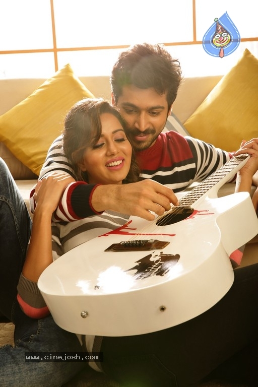 Pyaar Prema Kaadhal Poster and Photos - 1 / 6 photos