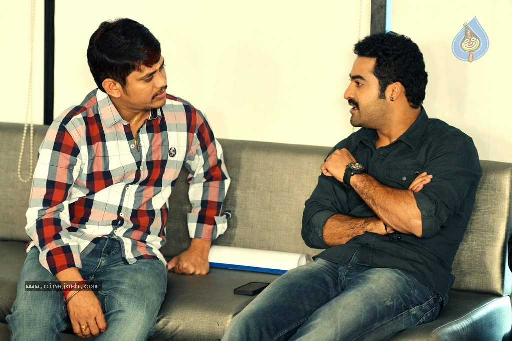 Rabhasa Movie Stills - 3 / 7 photos