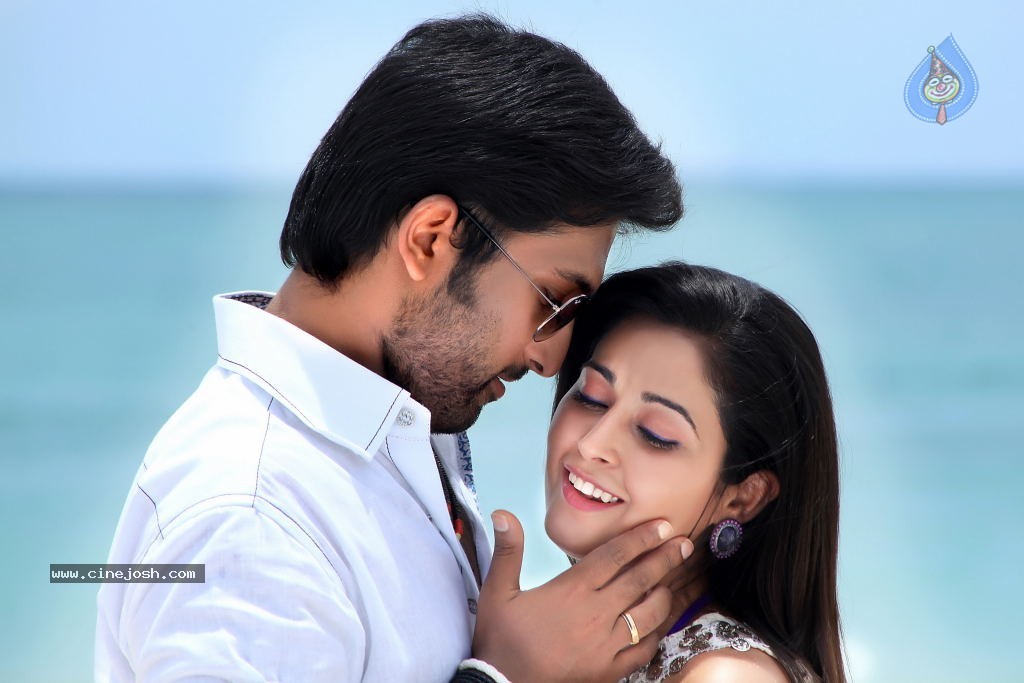 Race Movie Stills - 1 / 12 photos