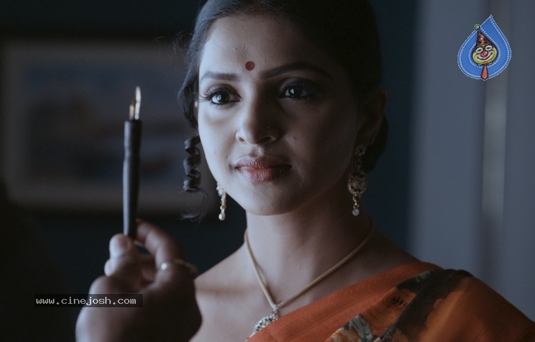 Rachayitha Movie Poster and Photos - 2 / 4 photos