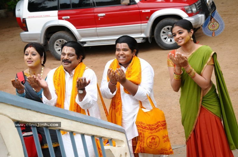 Ragada Movie Stills - 13 / 14 photos