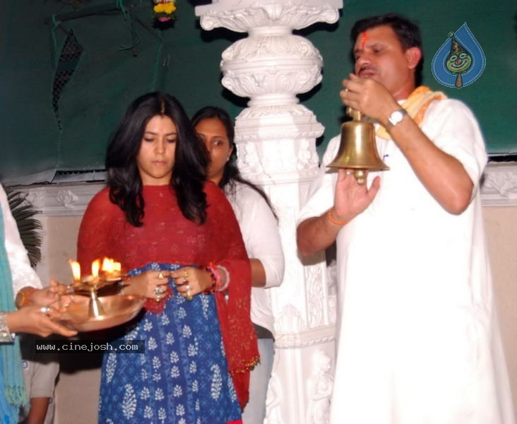 Ragini MMS Movie Stills - 6 / 16 photos