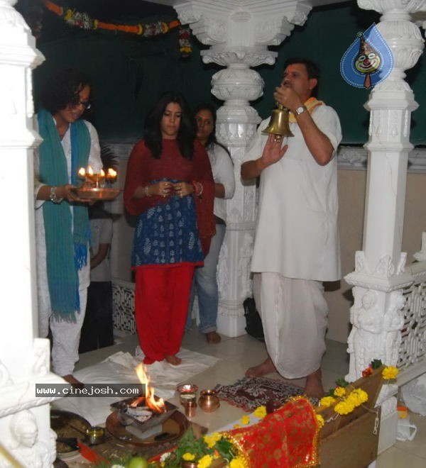 Ragini MMS Movie Stills - 8 / 16 photos