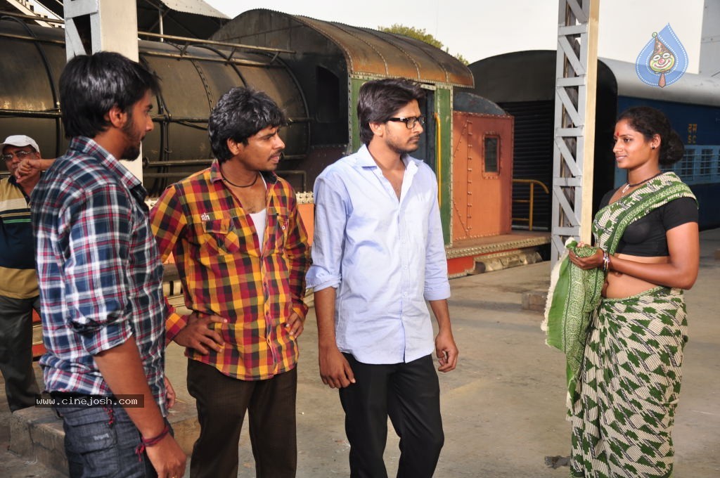 Railway Station Movie Stills - 33 / 64 photos