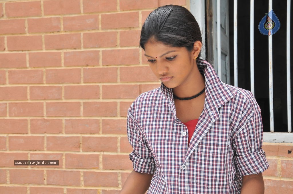 Railway Station Movie Stills - 10 / 49 photos