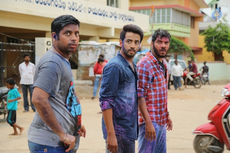 Raja Meeru Keka Movie Working Stills - 24 / 34 photos