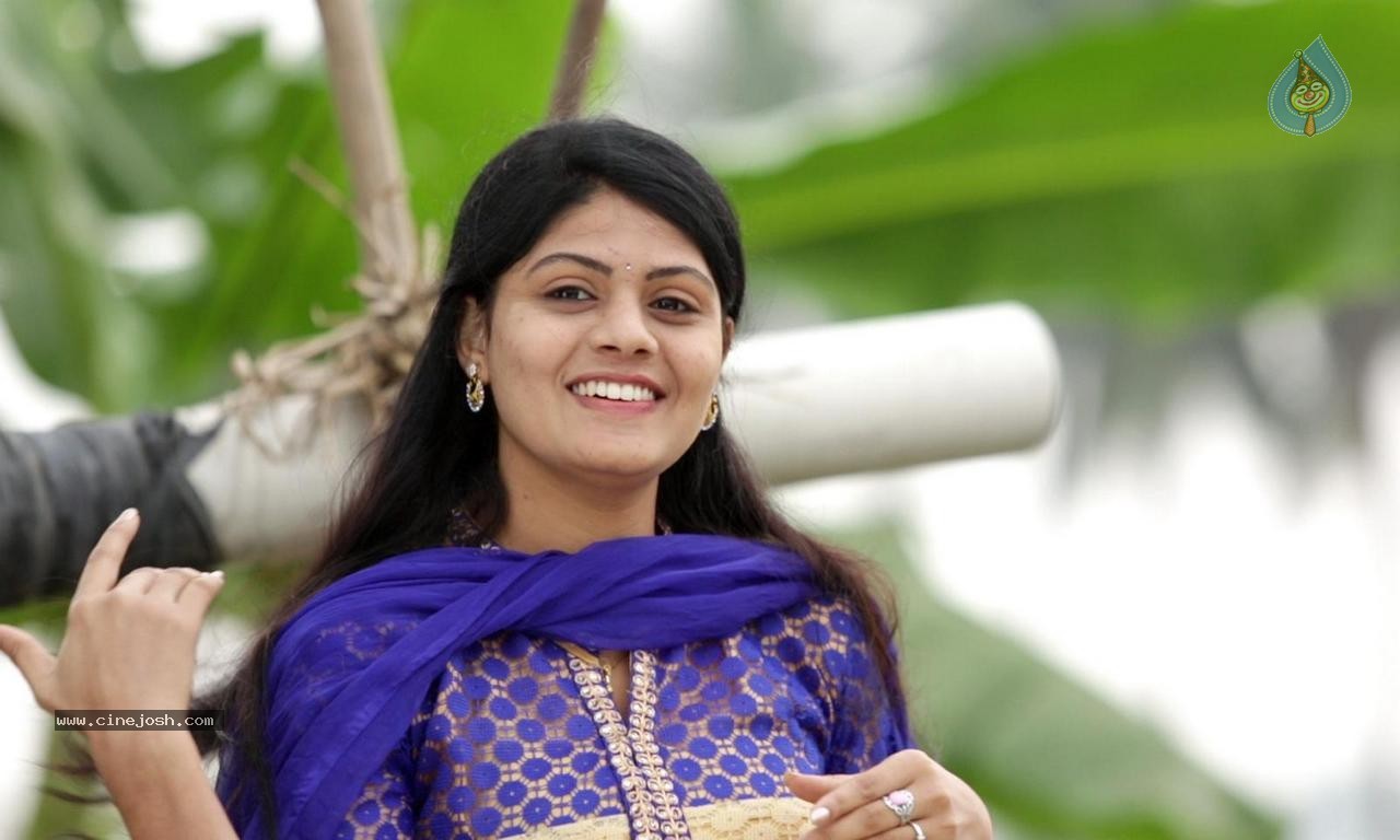 Rajahmundry ki 50 KM Dooramlo Movie Stills - 10 / 14 photos