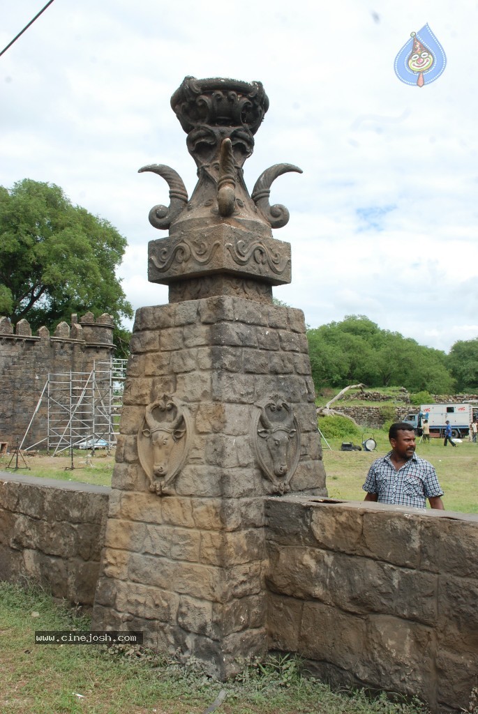 Rajakota Rahasyam Movie Photos - 98 / 148 photos