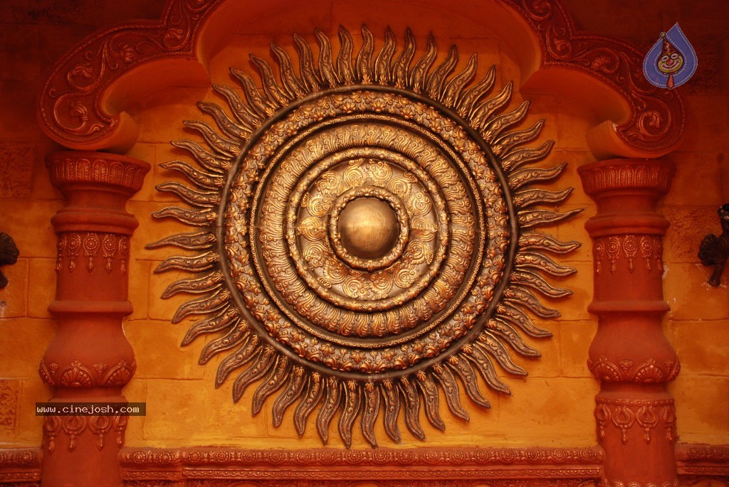 Rajakota Rahasyam Movie Photos - 103 / 148 photos