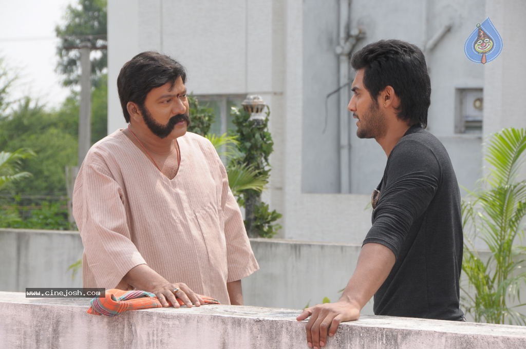 Rajendra Prasad Stills in Lovely Movie - 19 / 39 photos