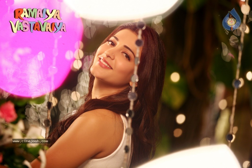 Ramaiya Vastavaiya Stills n Posters - 21 / 283 photos