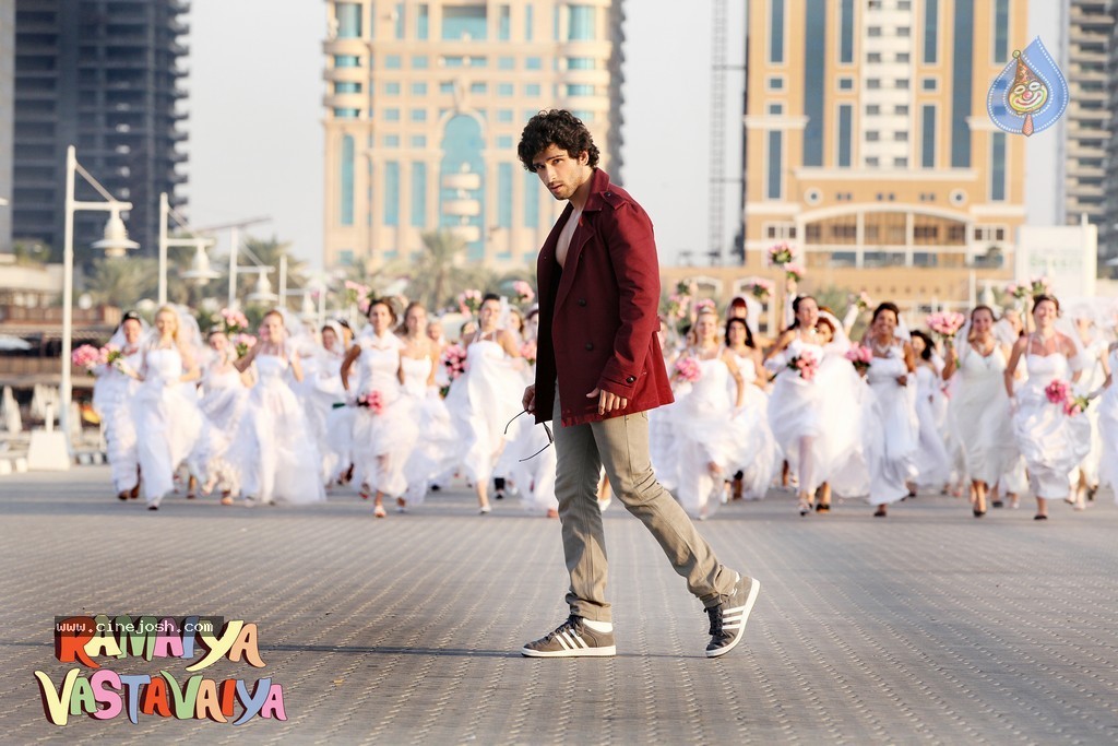 Ramaiya Vastavaiya Stills n Posters - 99 / 283 photos