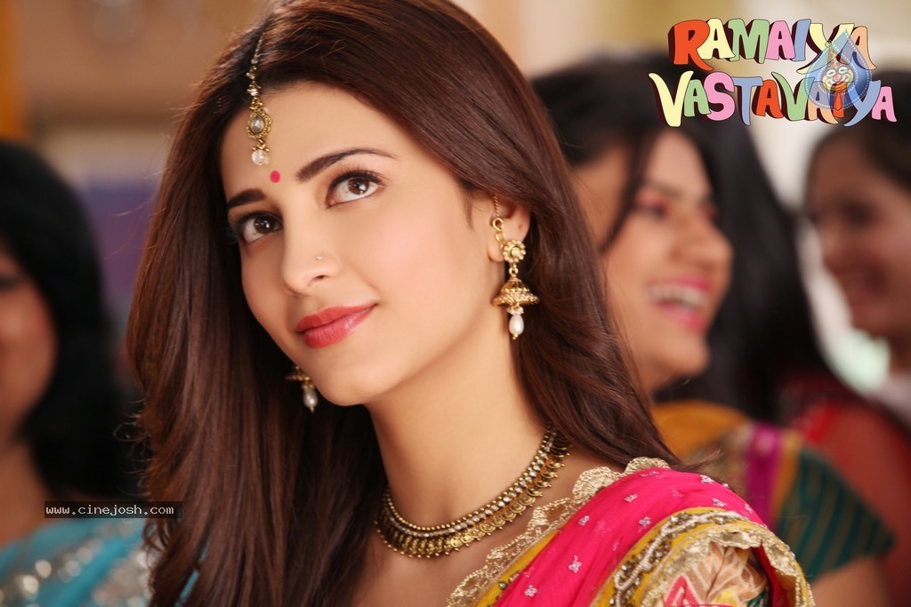 Ramaiya Vastavaiya Stills n Posters - 102 / 283 photos