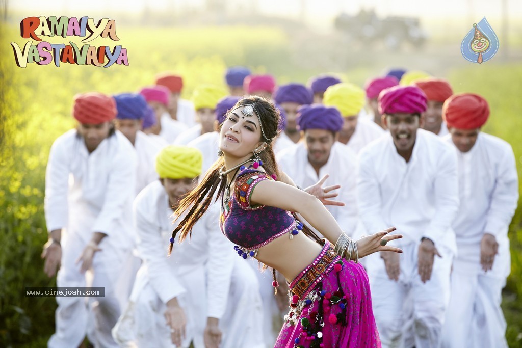 Ramaiya Vastavaiya Stills n Posters - 103 / 283 photos