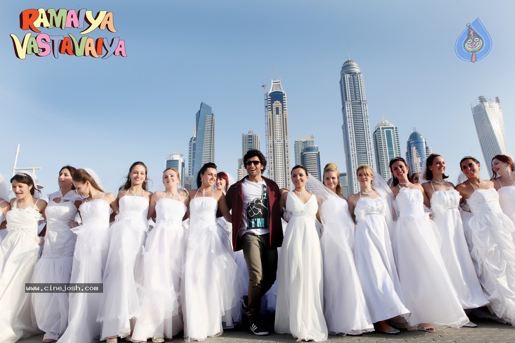 Ramaiya Vastavaiya Stills n Posters - 104 / 283 photos